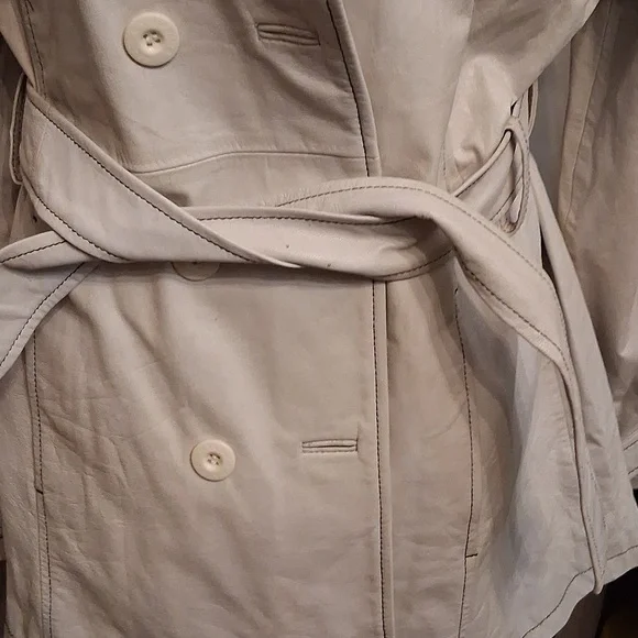 Wilson's Women's Cream Leather Jacket Size Large - Picture 3 of 11